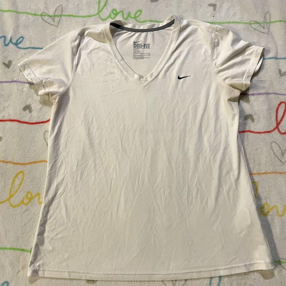 NIKE White Tee Dri-Fit Shirt Womans sz XL